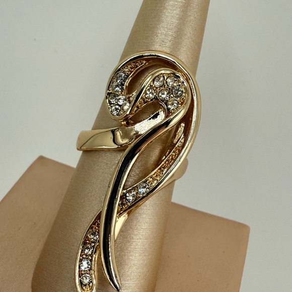 Elegant Gold Plated Swirl Ring with CZ Stones Size 8 - Picture 6 of 14